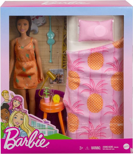 Barbie Doll GRG86 Bedroom Playset with Accessories